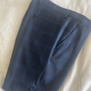 Zara Men's Navy Plaid Trousers - Large - Gently Used